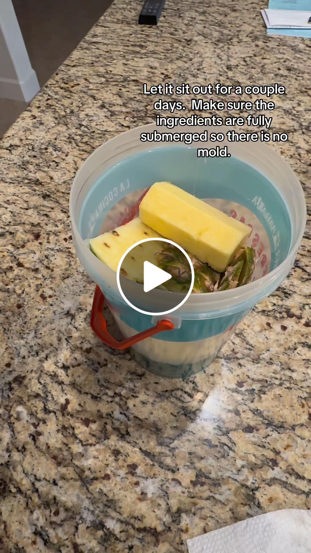 Beyond Juice: How Tepache Transforms Pineapple Peels into a Delicious Drink